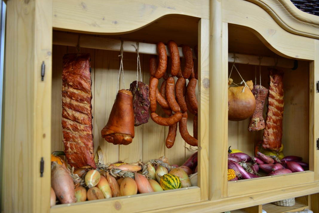 Germanilor nu le mai plac așa de mult celebrii cârnați Bratwurst Germanilor nu le mai plac așa de mult celebrii cârnați Bratwurst