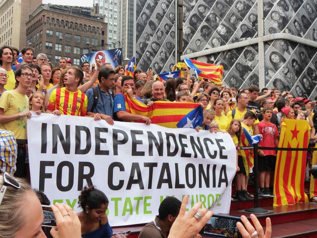 Parlamentul catalan a votat declarația de independență Parlamentul catalan a votat declarația de independență