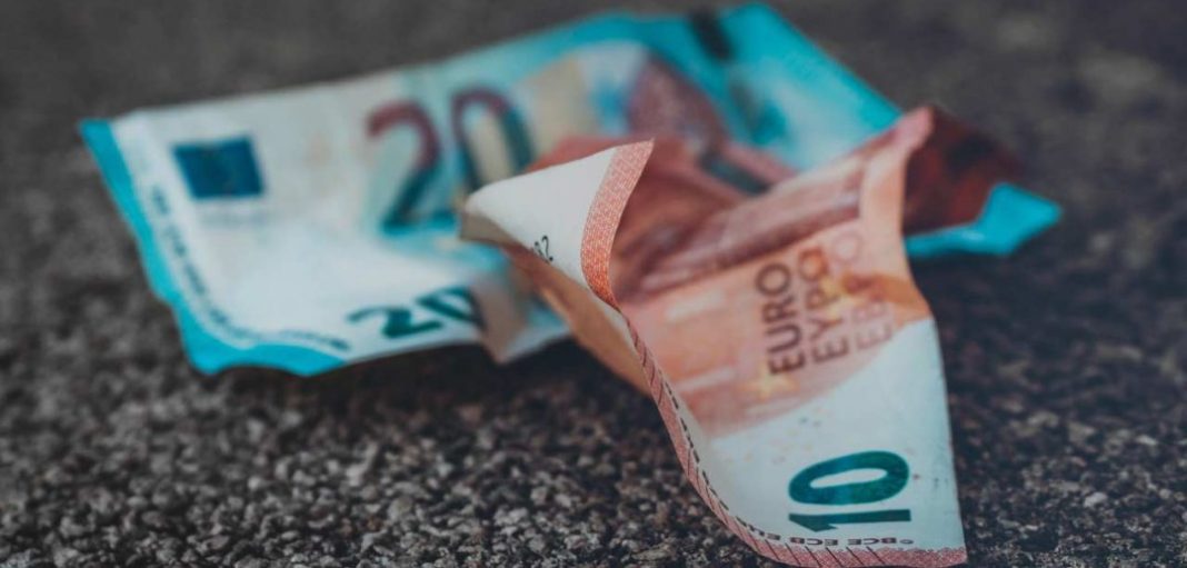 Cum evităm pericolul hiperinflației. Are România nevoie de un supra-guvern? Cum evităm pericolul hiperinflației. Are România nevoie de un supra-guvern?