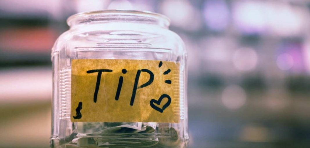 EM360TALK: România riscă un faliment de țară mai dur ca cel al Greciei EM360TALK: România riscă un faliment de țară mai dur ca cel al Greciei