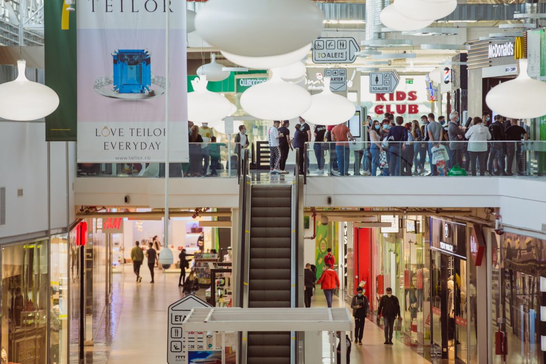 Catinvest investește 6 milioane de euro într-o nouă extindere a Electroputere Mall care vizează restaurante în aer liber și 5.500 de metri pătrați suplimentari de retail Catinvest investește 6 milioane de euro într-o nouă extindere a Electroputere Mall care vizează restaurante în aer liber și 5.500 de metri pătrați suplimentari de retail