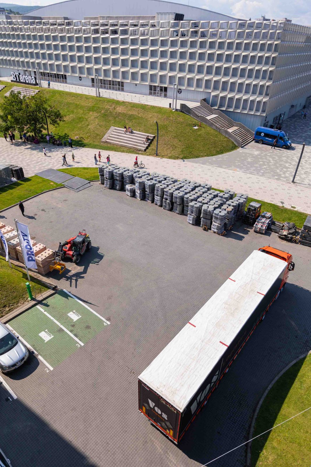 MAGIA UNTOLD 2021 PRINDE CONTUR: A ÎNCEPUT CONSTRUCȚIA CELUI MAI MARE FESTIVAL DIN EUROPA MAGIA UNTOLD 2021 PRINDE CONTUR: A ÎNCEPUT CONSTRUCȚIA CELUI MAI MARE FESTIVAL DIN EUROPA