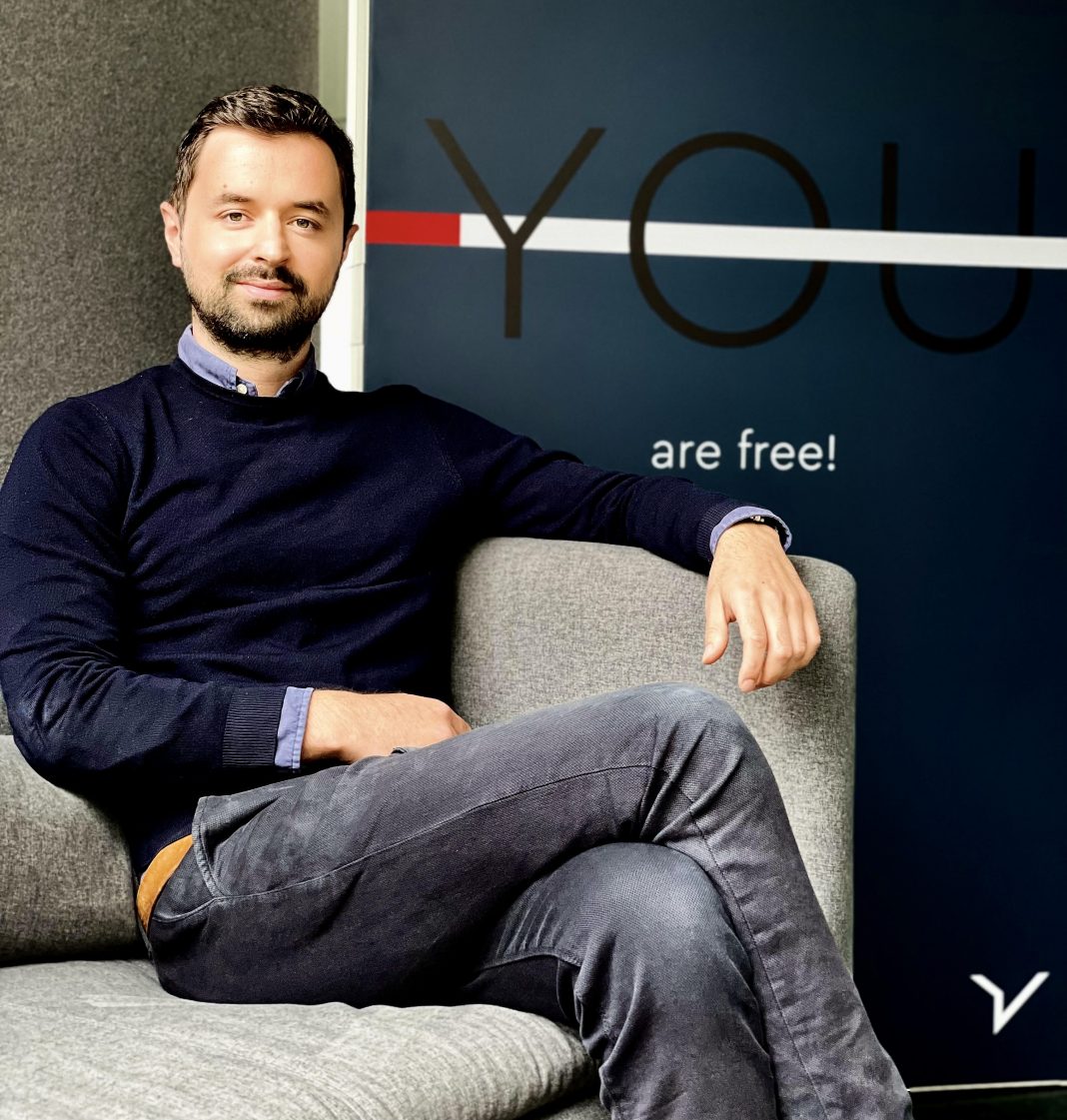 FREE NOW îl numește pe Lennart Zipfel în poziția de Country Manager pentru România FREE NOW îl numește pe Lennart Zipfel în poziția de Country Manager pentru România