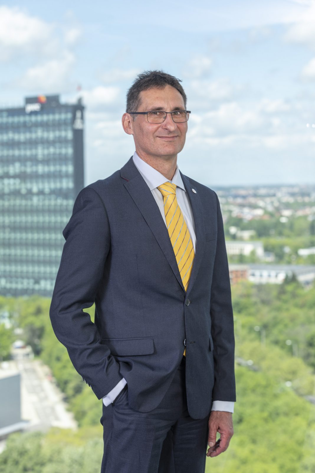 Chimcomplex se consolidează pe piața industriei chimice regionale și anunță creștere organică pentru primul semestru 2021 Chimcomplex se consolidează pe piața industriei chimice regionale și anunță creștere organică pentru primul semestru 2021