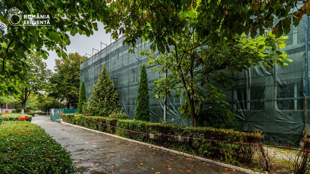 România Eficientă: Din 2030, toate clădirile noi ar putea să aibă obligatoriu zero emisii de carbon România Eficientă: Din 2030, toate clădirile noi ar putea să aibă obligatoriu zero emisii de carbon
