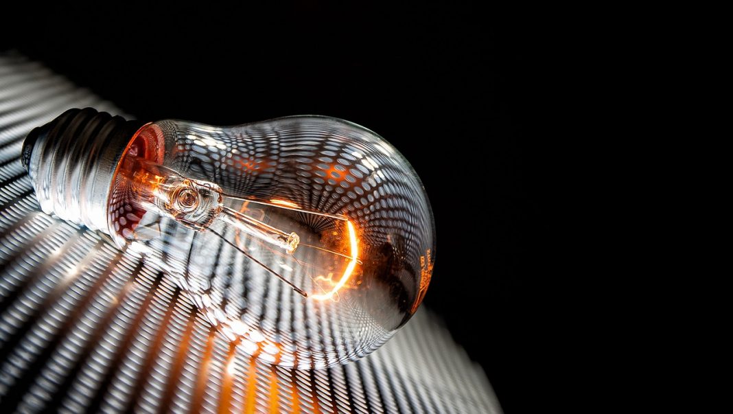 Sfaturi video „Doza de energie”: Gesturi mici care pot conduce la economii mari în facturile la utilități Sfaturi video „Doza de energie”: Gesturi mici care pot conduce la economii mari în facturile la utilități