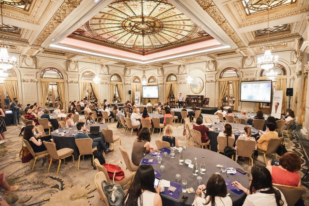 Cei mai doriți 100 de angajatori din România vor fi anunțați la EBCon 2023 Cei mai doriți 100 de angajatori din România vor fi anunțați la EBCon 2023