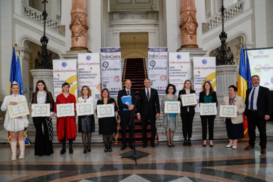 Premiile acordate cu ocazia Zilei Mondiale a Proprietății Intelectuale celebrată la Palatul de Justiție, București la 20 de ani de InfoCons Protectia Consumatorilor Premiile acordate cu ocazia Zilei Mondiale a Proprietății Intelectuale celebrată la Palatul de Justiție, București la 20 de ani de InfoCons Protectia Consumatorilor