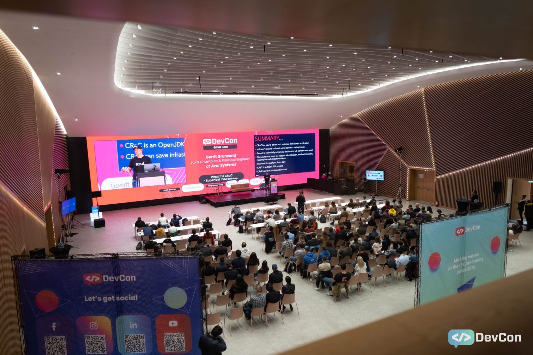 DevCon 2023: Peste 50 de Voci Cheie din Industria Tech se întâlnesc pe 1-2 noiembrie în București DevCon 2023: Peste 50 de Voci Cheie din Industria Tech se întâlnesc pe 1-2 noiembrie în București