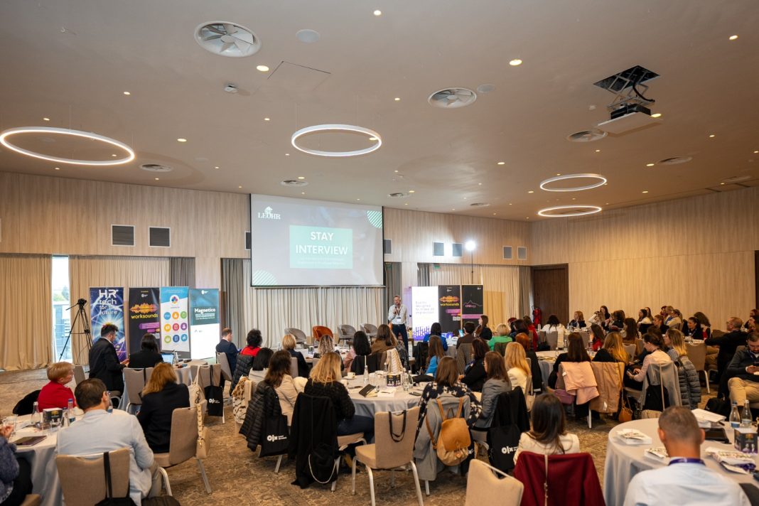 Principalele concluzii ale profesioniștilor invitați la Magnetico Brașov 2024. Studiu: 50% dintre candidați spun că nu ar lucra pentru o companie cu o reputație proastă Principalele concluzii ale profesioniștilor invitați la Magnetico Brașov 2024. Studiu: 50% dintre candidați spun că nu ar lucra pentru o companie cu o reputație proastă