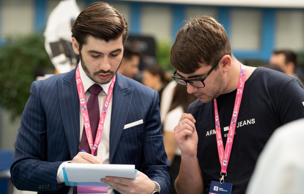10 companii recrutează la Finance Recruitment Day! 10 companii recrutează la Finance Recruitment Day!