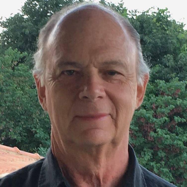 Enrique Krauze, ©pagina personala de Facebook