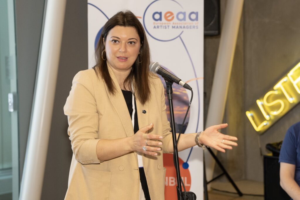 Cristina Uruc. noul presedinte al AEAA